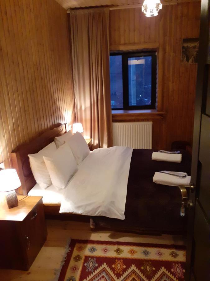 Bana Hotel Stepantsminda Exterior photo